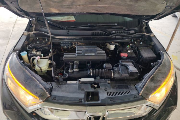 Used Honda CR-V 2017 240TURBO CVT Front-Wheel Drive Fashion Edition Engine Bay