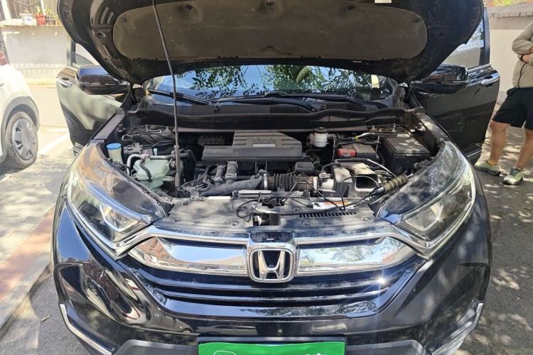 Used Honda CR-V 2017 240TURBO CVT Front-Wheel Drive Fashion Edition Engine Bay