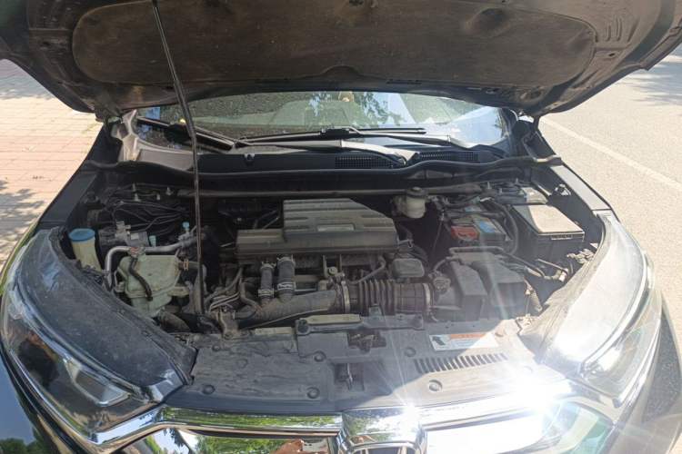 Used Honda CR-V 2017 240TURBO CVT Front-Wheel Drive Fashion Edition Engine Bay