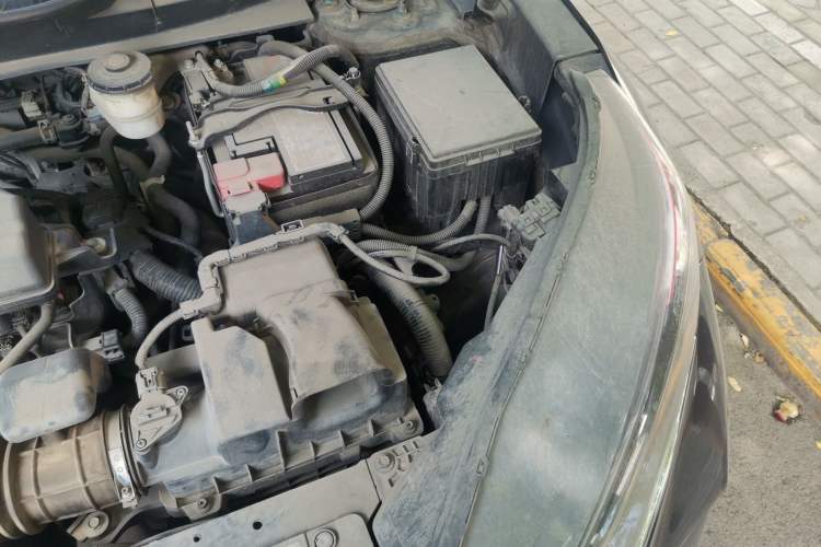 Used Honda CR-V 2017 240TURBO CVT Front-Wheel Drive Fashion Edition Engine Bay Left