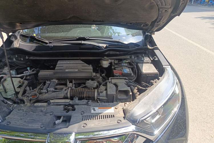 Used Honda CR-V 2017 240TURBO CVT Front-Wheel Drive Fashion Edition Engine Bay Left