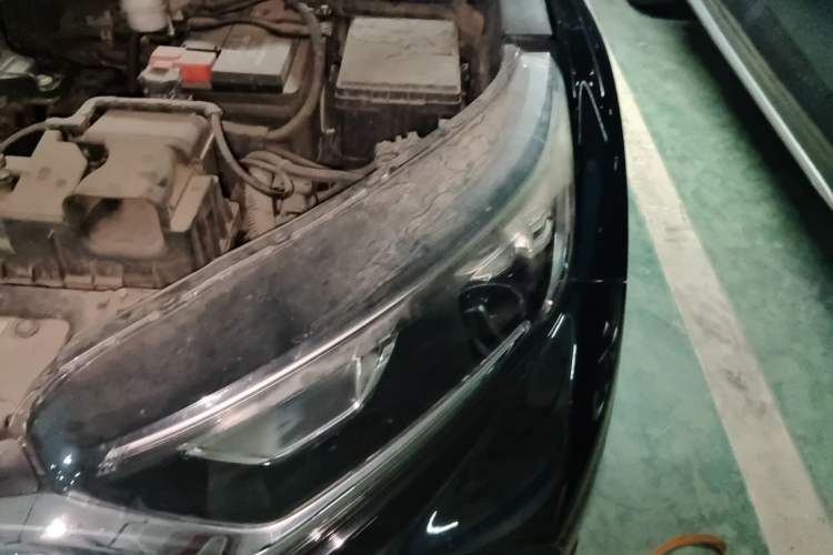 Used Honda CR-V 2017 240TURBO CVT Front-Wheel Drive Fashion Edition Engine Bay Left