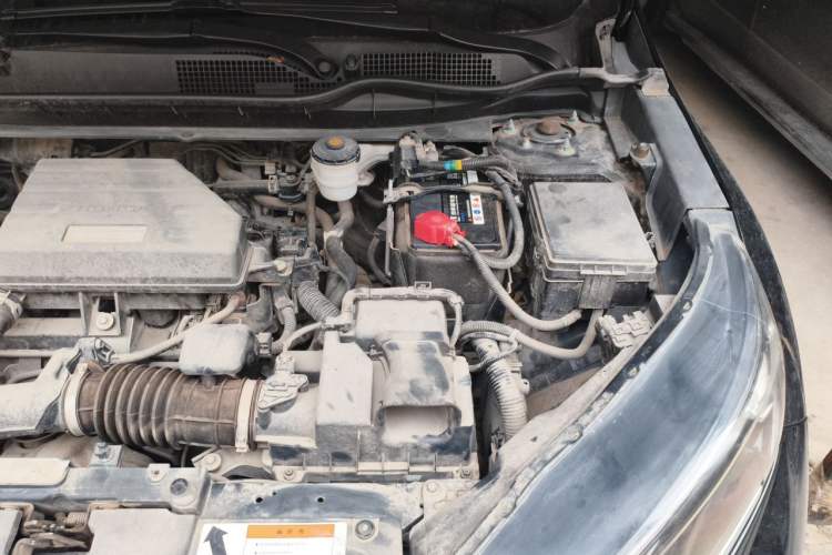 Used Honda CR-V 2017 240TURBO CVT 2WD Comfort Version Engine Bay Left