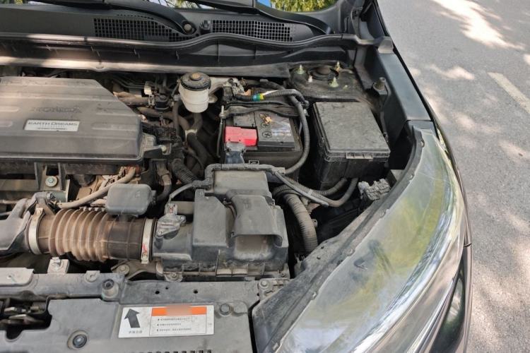 Used Honda CR-V 2017 240TURBO CVT Front-Wheel Drive Fashion Edition Engine Bay Left