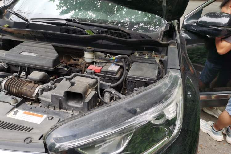 Used Honda CR-V 2017 240TURBO CVT Front-Wheel Drive Fashion Edition Engine Bay Left