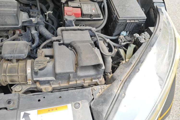Used Honda CR-V 2017 240TURBO CVT Front-Wheel Drive Fashion Edition Engine Bay Left
