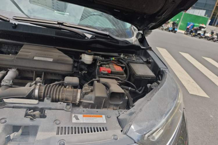 Used Honda CR-V 2017 240TURBO CVT Front-Wheel Drive Fashion Edition Engine Bay Left