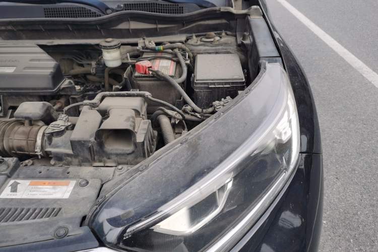 Used Honda CR-V 2017 240TURBO CVT 2WD Comfort Version Engine Bay Left