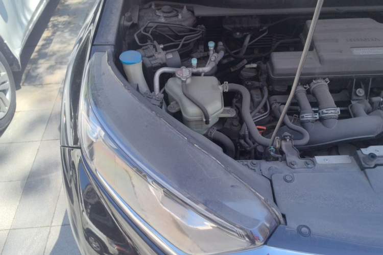 Used Honda CR-V 2017 240TURBO CVT 2WD Comfort Version Engine Bay Right
