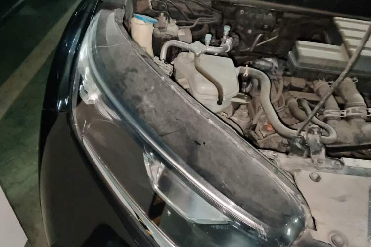 Used Honda CR-V 2017 240TURBO CVT Front-Wheel Drive Fashion Edition Engine Bay Right
