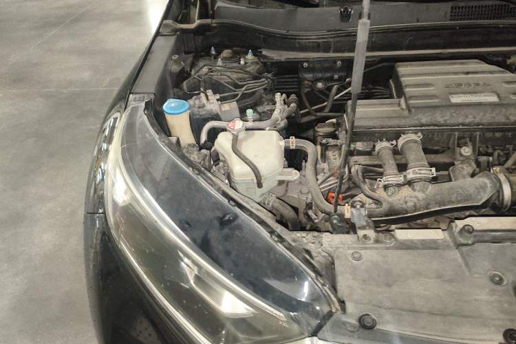 Used Honda CR-V 2017 240TURBO CVT Front-Wheel Drive Fashion Edition Engine Bay Right
