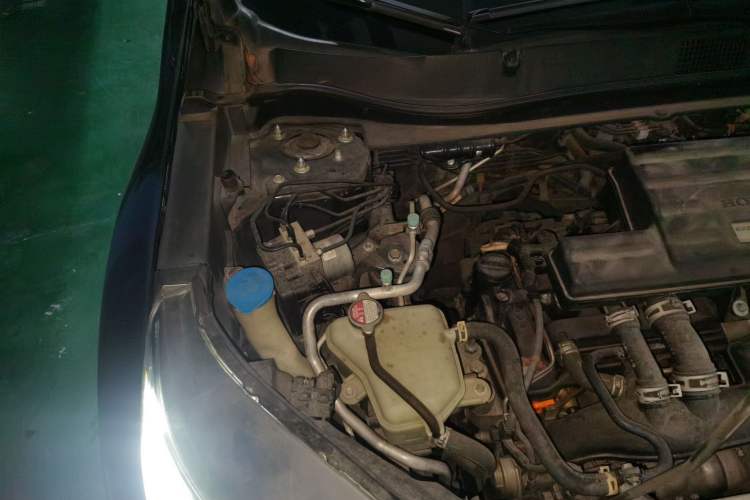 Used Honda CR-V 2017 240TURBO CVT Front-Wheel Drive Fashion Edition Engine Bay Right