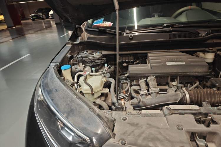 Used Honda CR-V 2017 240TURBO CVT Front-Wheel Drive Fashion Edition Engine Bay Right