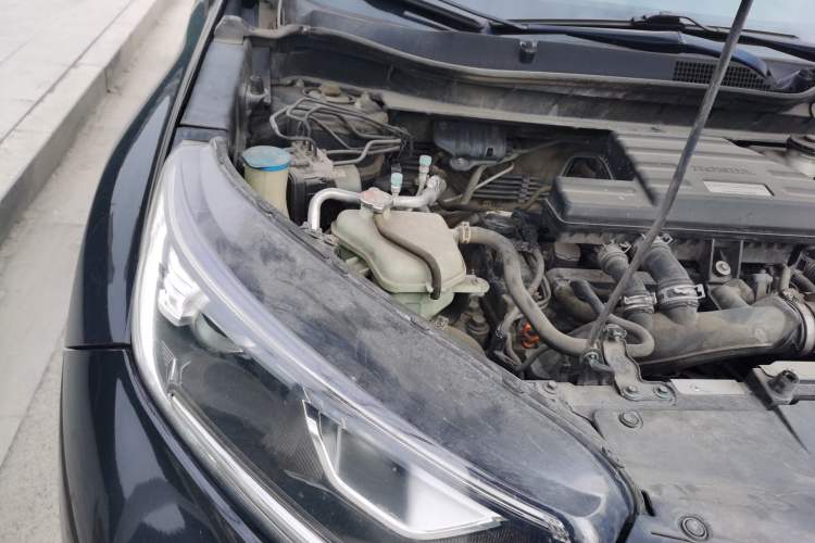 Used Honda CR-V 2017 240TURBO CVT 2WD Comfort Version Engine Bay Right