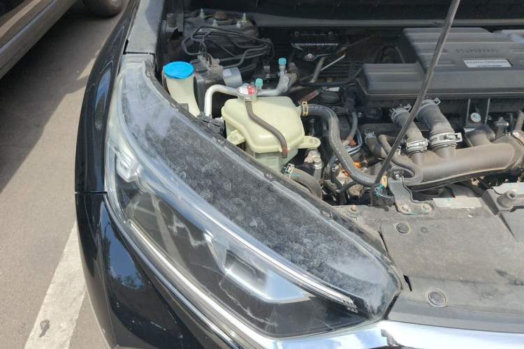 Used Honda CR-V 2017 240TURBO CVT Front-Wheel Drive Fashion Edition Engine Bay Right