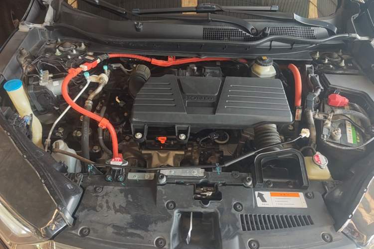 Used Honda CR-V 2017 Hybrid 2.0L Pure Speed Edition Engine Bay