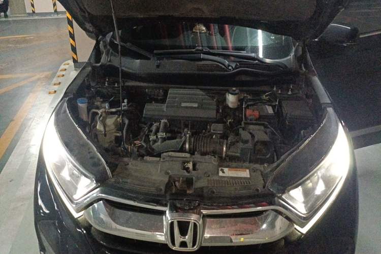 Used Honda CR-V 2017 240TURBO CVT Front-Wheel Drive Fashion Edition Engine Bay