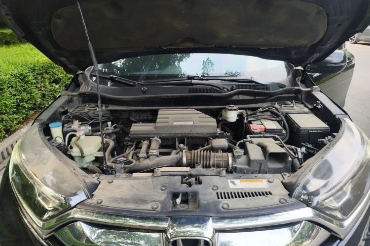 Used Honda CR-V 2017 240TURBO CVT Front-Wheel Drive Fashion Edition Engine Bay
