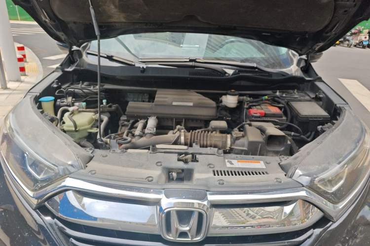 Used Honda CR-V 2017 240TURBO CVT Front-Wheel Drive Fashion Edition Engine Bay