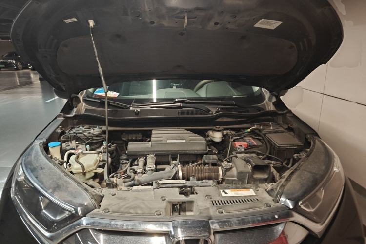 Used Honda CR-V 2017 240TURBO CVT Front-Wheel Drive Fashion Edition Engine Bay