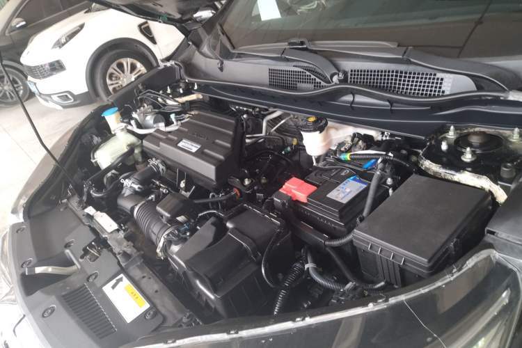 Used Honda CR-V 2017 240TURBO CVT Front-Wheel Drive Fashion Edition Engine Bay