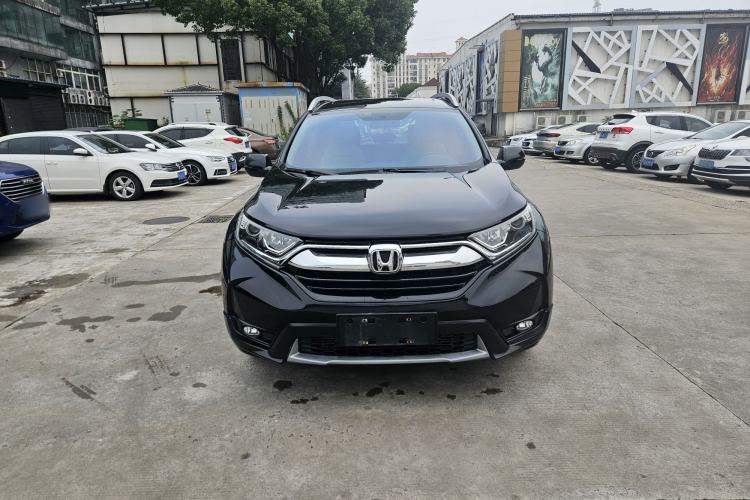 Used Honda CR-V 2017 240TURBO Manual Two-Wheel Drive Classic Edition Exterior 1