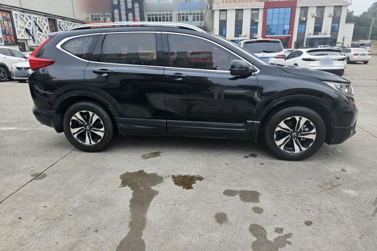 Used Honda CR-V 2017 240TURBO Manual Two-Wheel Drive Classic Edition Exterior 3