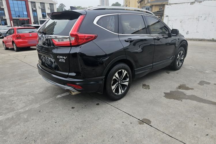 Used Honda CR-V 2017 240TURBO Manual Two-Wheel Drive Classic Edition Exterior 4