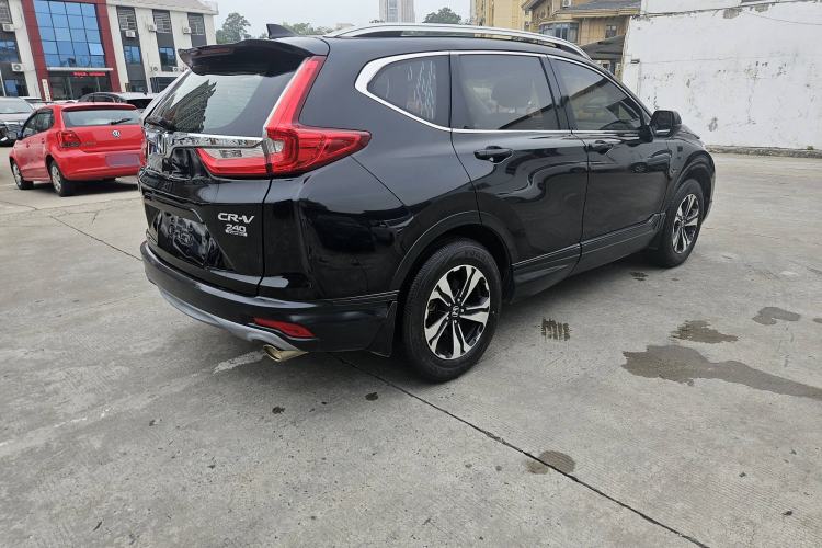 Used Honda CR-V 2017 240TURBO Manual Two-Wheel Drive Classic Edition Exterior 6