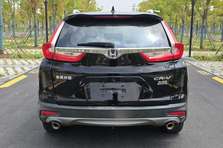 Used Honda CR-V 2017 240TURBO CVT 2WD Comfort Version Exterior 6