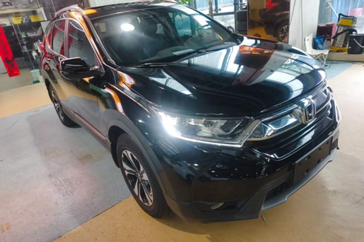 Used Honda CR-V 2017 240TURBO CVT 2WD Comfort Version Front Right 45 Deg