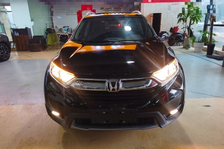 Used Honda CR-V 2017 240TURBO CVT 2WD Comfort Version Front