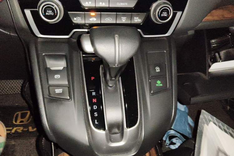 Used Honda CR-V 2017 240TURBO CVT Front-Wheel Drive Fashion Edition Gear Lever