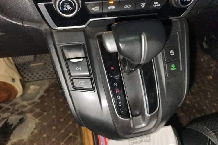 Used Honda CR-V 2017 240TURBO CVT Front-Wheel Drive Fashion Edition Gear Lever