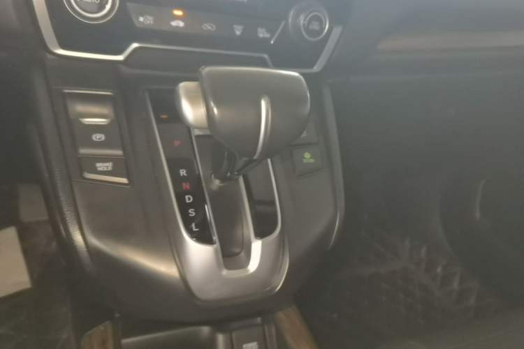 Used Honda CR-V 2017 240TURBO CVT Front-Wheel Drive Fashion Edition Gear Lever
