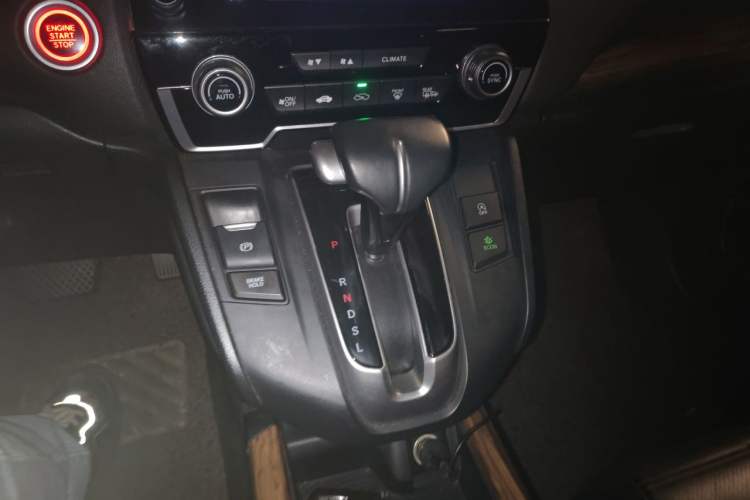 Used Honda CR-V 2017 240TURBO CVT Front-Wheel Drive Fashion Edition Gear Lever