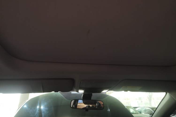 Used Honda CR-V 2017 240TURBO CVT 2WD Urban Edition Headliner