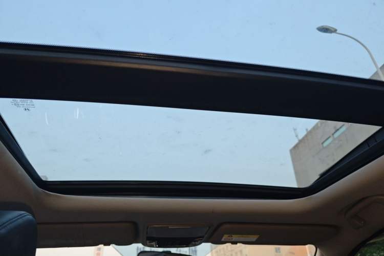 Used Honda CR-V 2017 240TURBO CVT Front-Wheel Drive Fashion Edition Headliner