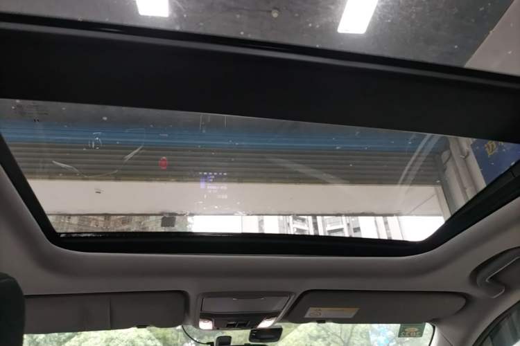 Used Honda CR-V 2017 240TURBO CVT 2WD Urban Edition Headliner