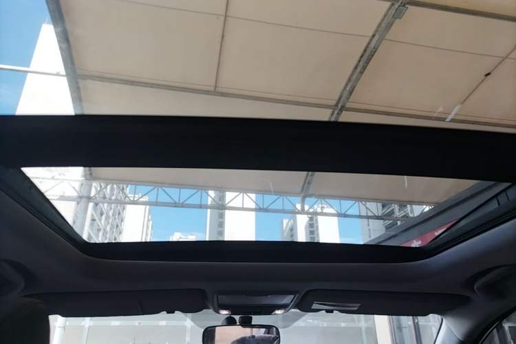 Used Honda CR-V 2017 240TURBO CVT Front-Wheel Drive Fashion Edition Headliner