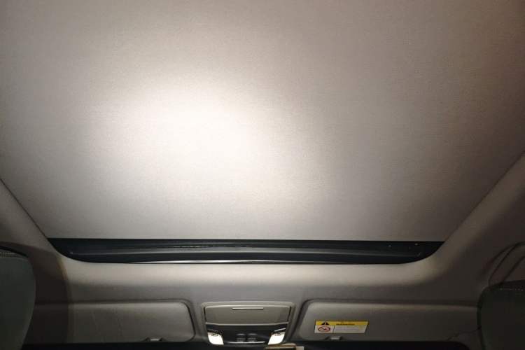 Used Honda CR-V 2017 240TURBO CVT 2WD Urban Edition Headliner
