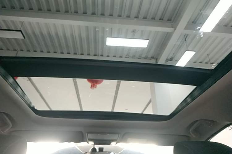 Used Honda CR-V 2017 240TURBO CVT 2WD Urban Edition Headliner