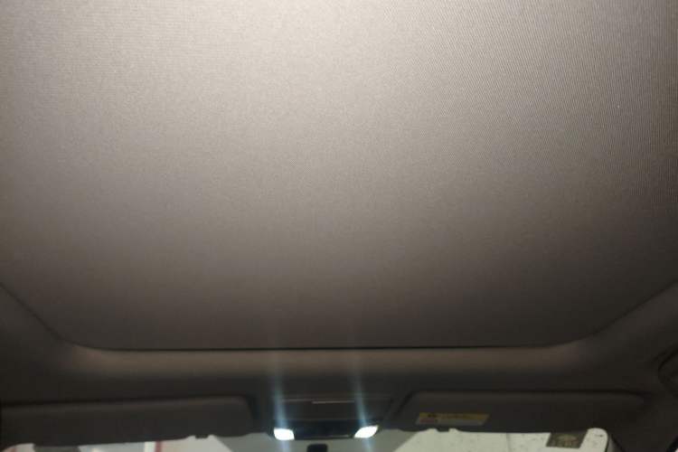 Used Honda CR-V 2017 240TURBO CVT Front-Wheel Drive Fashion Edition Headliner