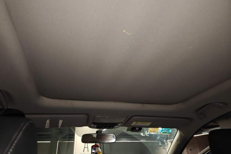 Used Honda CR-V 2017 240TURBO CVT Front-Wheel Drive Fashion Edition Headliner