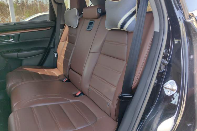Used Honda CR-V 2017 Hybrid 2.0L Pure Edition Interior 4