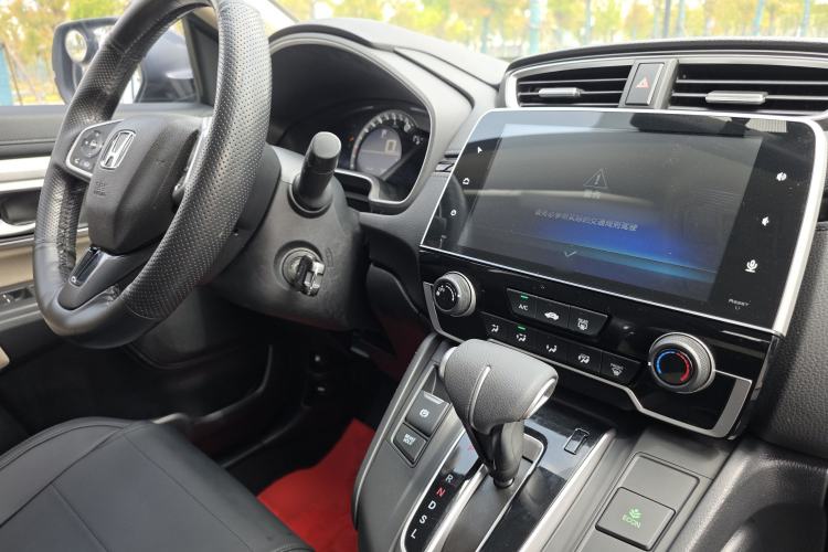 Used Honda CR-V 2017 240TURBO CVT 2WD Comfort Version Interior 4