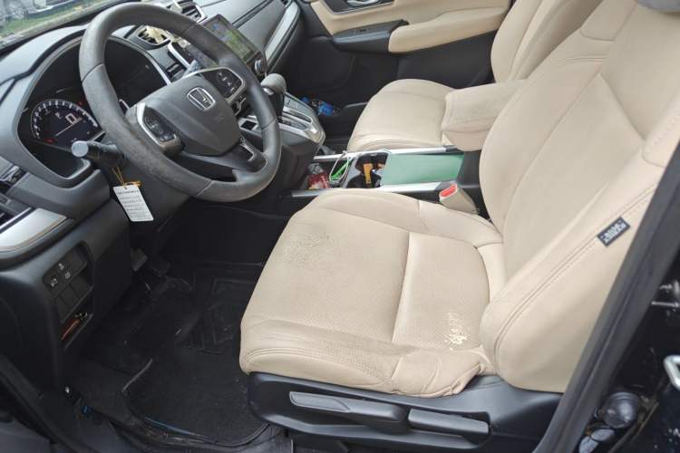 Used Honda CR-V 2017 240TURBO CVT 2WD Comfort Version Left Front Seat