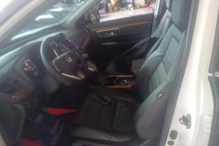 Used Honda CR-V 2017 240TURBO CVT Front-Wheel Drive Fashion Edition Left Front Seat