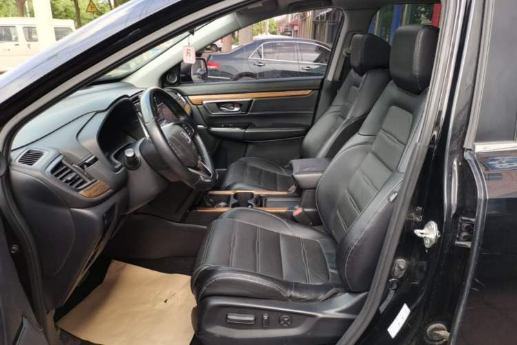Used Honda CR-V 2017 240TURBO CVT Front-Wheel Drive Fashion Edition Left Front Seat