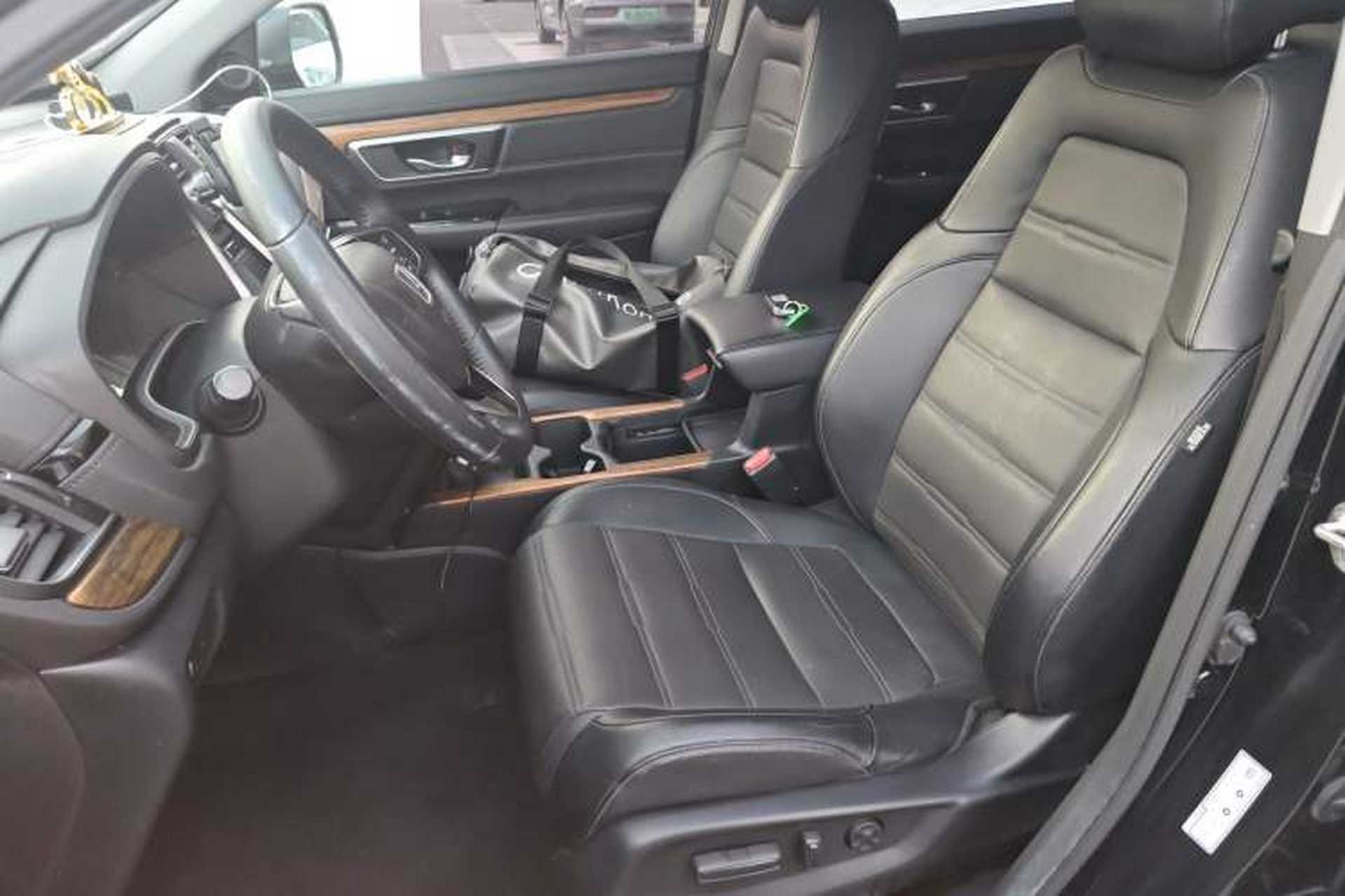 Used Honda CR-V 2017 240TURBO CVT Front-Wheel Drive Fashion Edition Left Front Seat